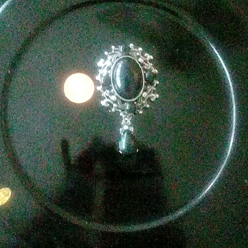 1920s -30s. Vintage Brooch Ships free